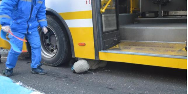 黑龙江早新闻丨我省未来3天将迎降雪雾霾；女子被卷公交下身亡