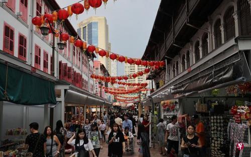 新加坡牛车水年货市场即将营业 各商家蓄势待发