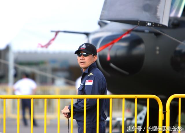 新加坡空军CH-47飞行员