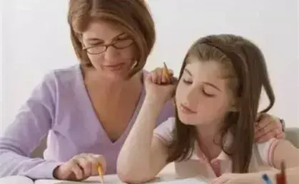 担心孩子独自留学？新加坡陪读政策解决一切烦恼