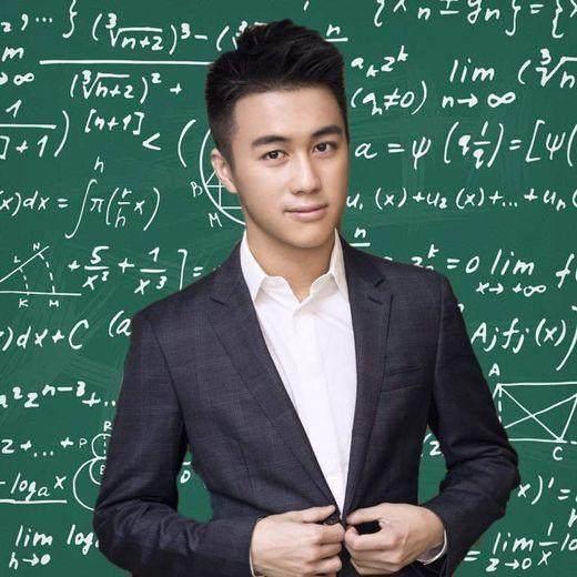 赌王之子疯狂追求内地超模女明星，他还是麻省理工最年轻金融硕士