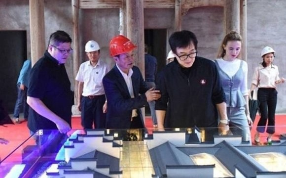 成龙将收藏的四栋徽派古建筑移交安徽蚌埠