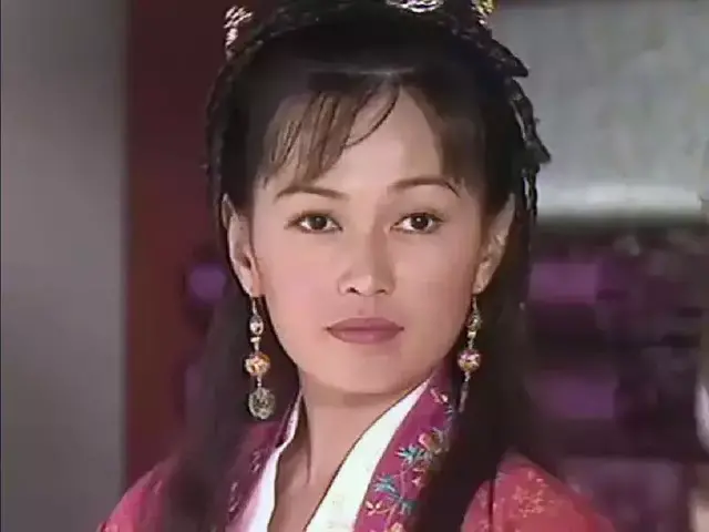 刚出道与刘德华拍MV被TVB力捧，熬足22年由当红花旦沦为黄面婆