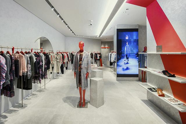 VIVIENNE TAM中国大陆首家专卖店在王府中环购物中心瞩目登场