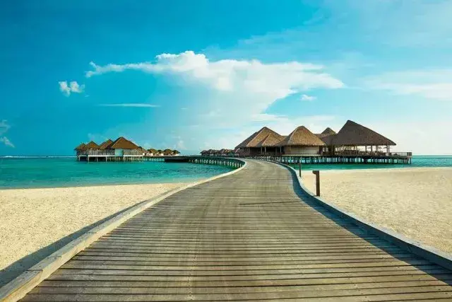 马尔代夫旅游攻略之COMO 湛蓝海水与纯白空间，第一眼就被震撼