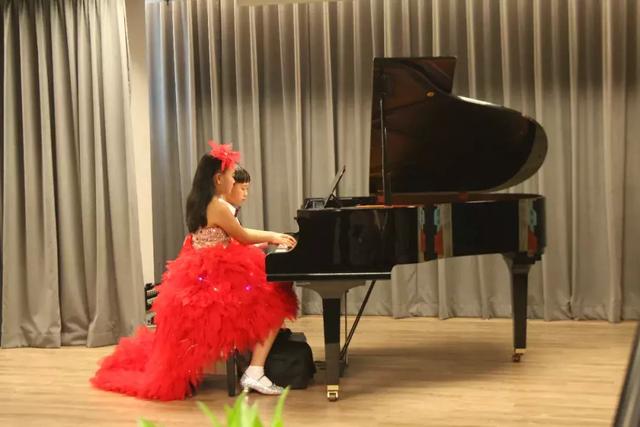新加坡莱佛士国际钢琴比赛现场探班