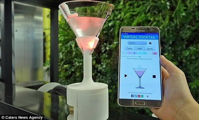 水变酒成为可能？科学家利用灯光、气味和电极制作出虚拟饮料