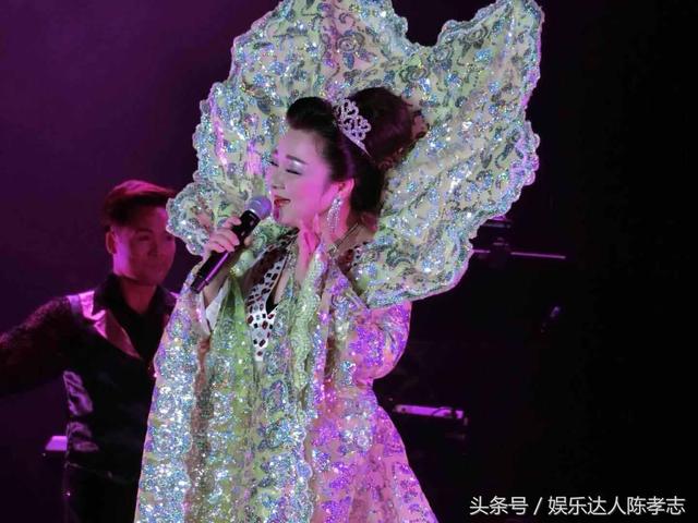 时隔20年 白冰冰再度踏新加坡成功举办演唱会