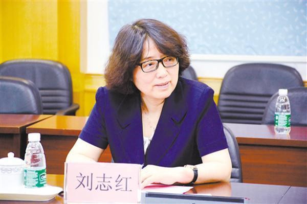 浙大医学院迎来新院长刘志红 她是一位爱拼的女院士