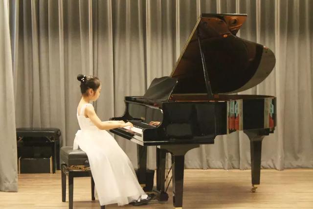 新加坡莱佛士国际钢琴比赛现场探班