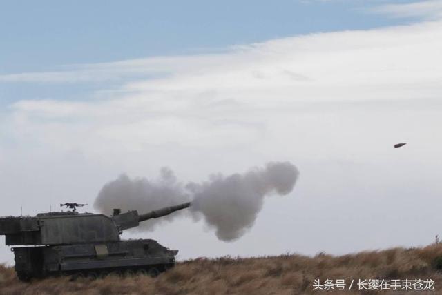 新加坡炮兵新西兰训练炮术