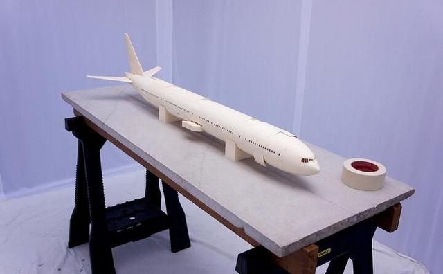 美国小伙不一般，用纸造飞机闻名世界