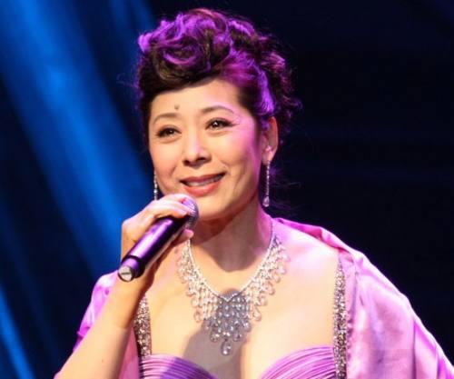 她从艺47年，曾两次拒绝美国绿卡，声称：我是中国人！