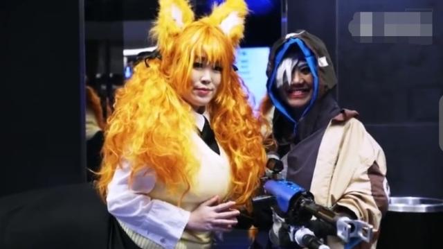 70岁老太健身玩转Cosplay！酷爱春丽等性感角色，还出过守望先锋