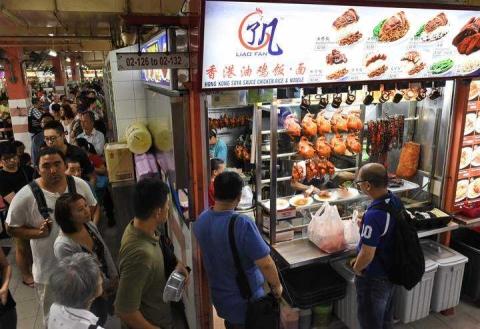 探秘新加坡米其林餐厅，有两家店人均消费竟然还不到30元？！