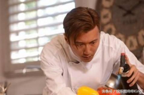 谢霆锋春节现身新加坡与好友吃饭，网友喊话谢霆锋劝张柏芝别晒娃