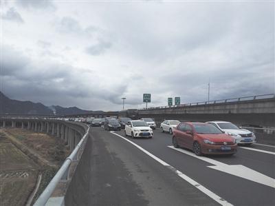 “数说”春节长假 3.9万人“打飞的”进出温州