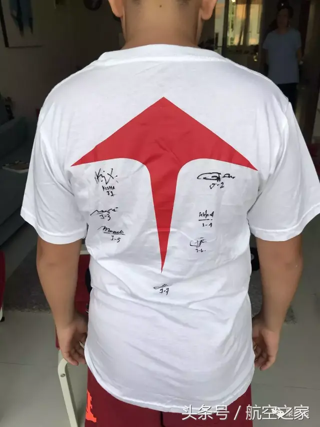 不舍的航展永远的情：新加坡航展别样“追星族”