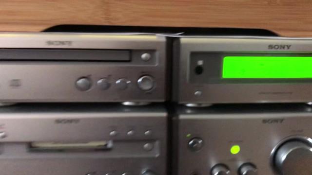 索尼小组合20多年了，能有这成色很少见的东西《难忘的初恋情人》