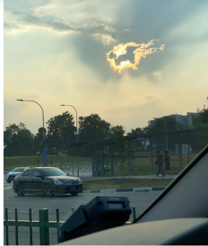 新加坡朗朗天空现“奇景”，“云朵狗”惹争议！