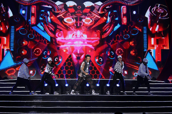 相声、小品、魔术、杂技……这台晚会陪你“乐呵”过大年！