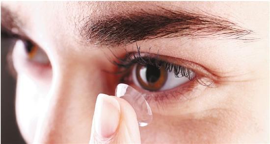 隐形眼镜戴10年角膜真的会老得像60岁吗