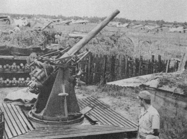 35天首都沦陷，一炮未发就撤，14万英军为何守不住马来半岛
