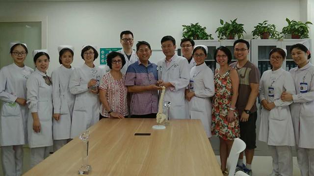 郑大一附院骨科成功实施高难手术 助力印尼祖孙重获健康