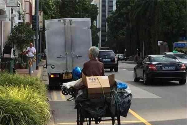 新加坡穷人的生活什么样？新加坡网民：他们不能乞讨！