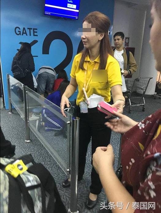 新加坡游客行李超重  泰国鸟航员工：2000铢换护照！官方：临时工