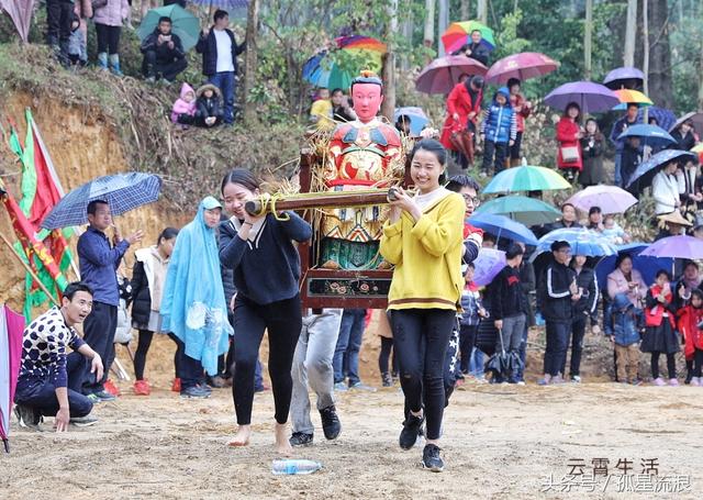 全程曝光！云霄这个地方太热闹了，人山人海……