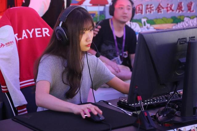 WESG中国CSGO首胜：中国女队LLG晋级四强