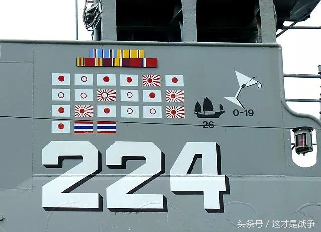 潜艇出事了怎么办？炸沉它？二战中一次潜艇营救行动