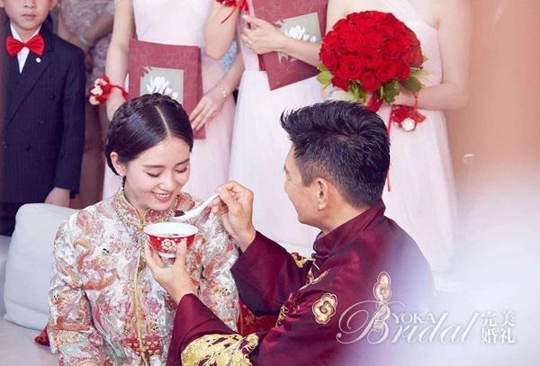 女明星婚礼上的中国风谁最美？