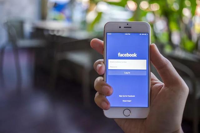 这项新业务三年做到100亿美元，Facebook凭什么？