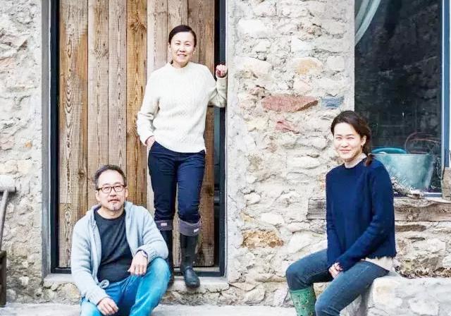 老外在北京盖出5000㎡石头房，有花有草，把日子过成了诗！