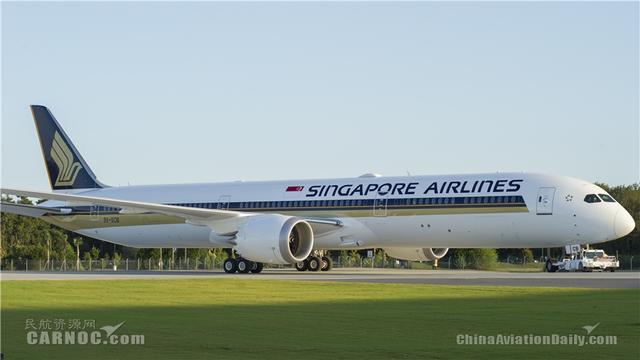 波音向新加坡航空交付世界首架787-10