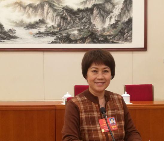 专访 | 女画家的特殊任务