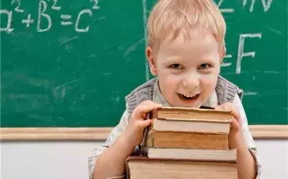 上学仅仅为了分数？不，新加坡中小学更注重道德培养！