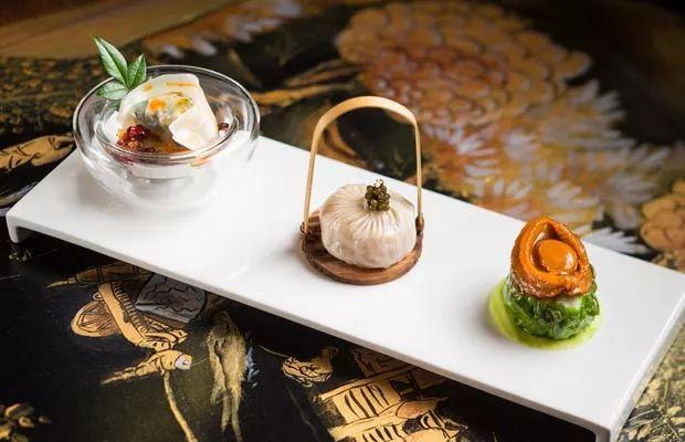 亚洲50佳｜30店深度点评，9条挑剔舌头，帮你吃得更好！