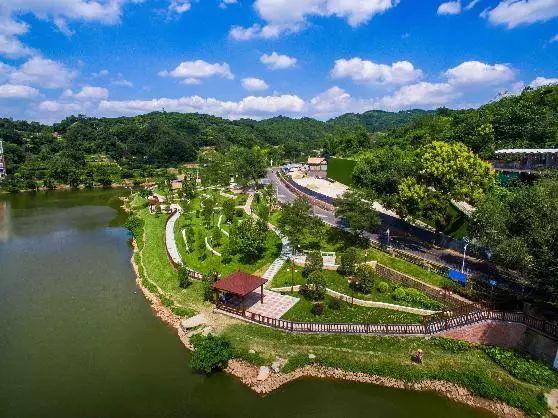 全球最大“城市绿心”公园在成都，规划面积接近两个新加坡｜微说四川