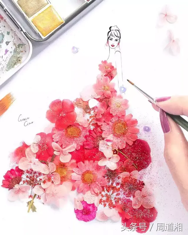 太喜欢新加坡美女姐姐的花瓣时装秀作品