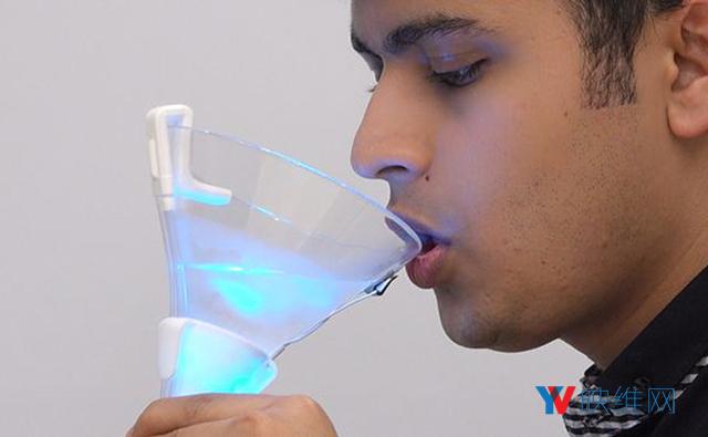 新加坡研究员发明虚拟鸡尾酒，混淆用户视觉、嗅觉和味觉