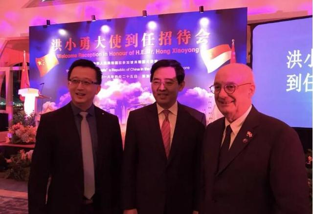中国驻新加坡新任大使到任招待场面太美，犹如舞会！