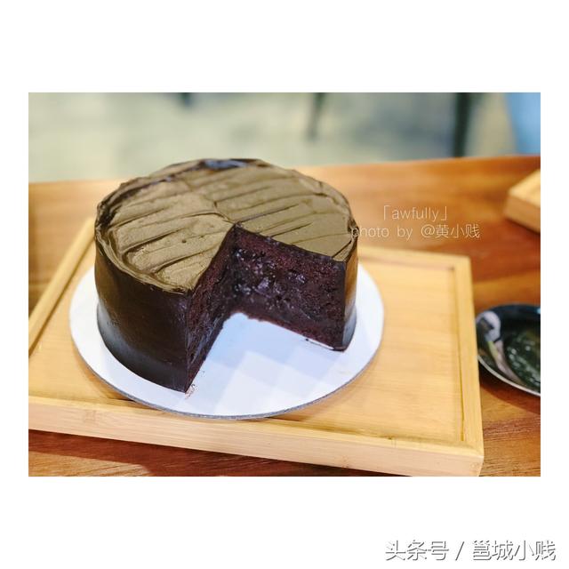 你们等的花儿都谢了的awfully chocolate终于来到南宁