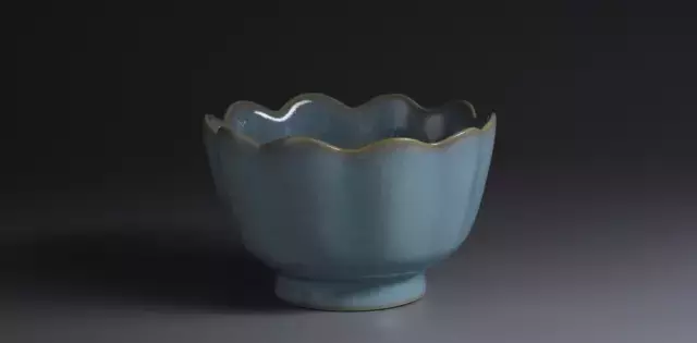 共和国红色汝官瓷，龙凤汝瓷的坚守