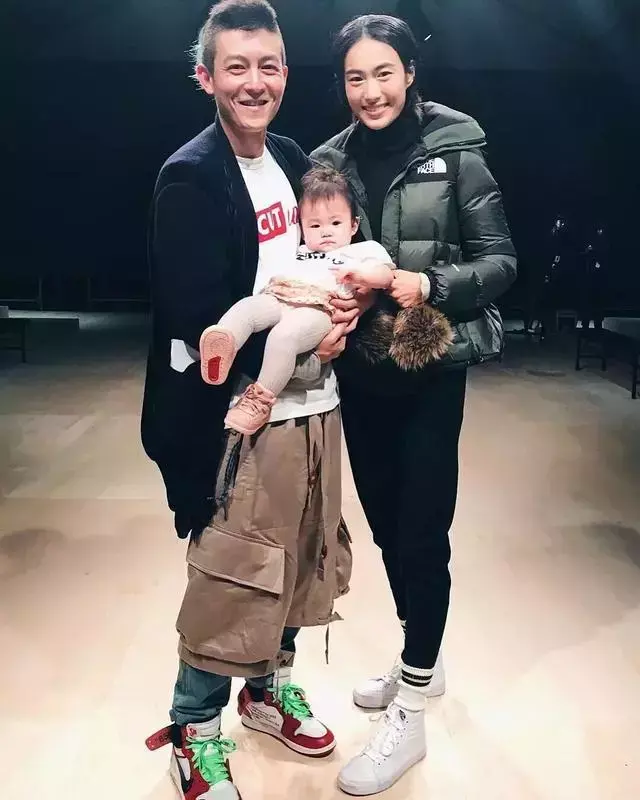 痞帅、有才、爱家疼老婆，这样的陈冠希“立”得住吗？