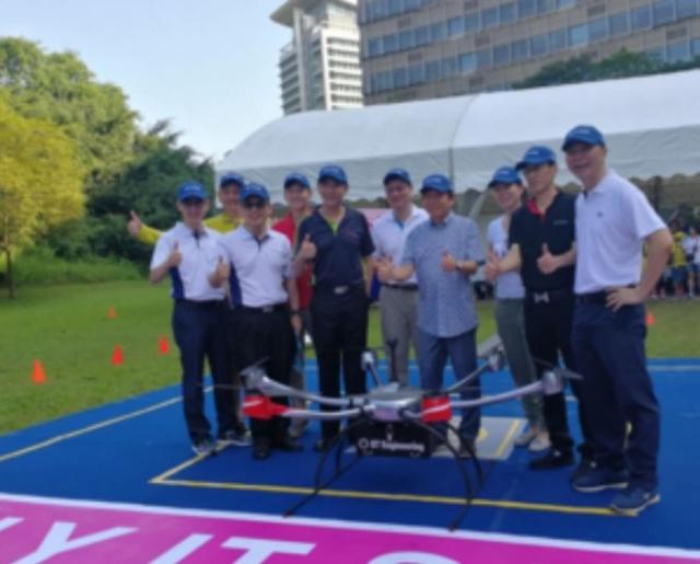 即日起，新加坡无人机驾驶者需考取驾照，才能上天！
