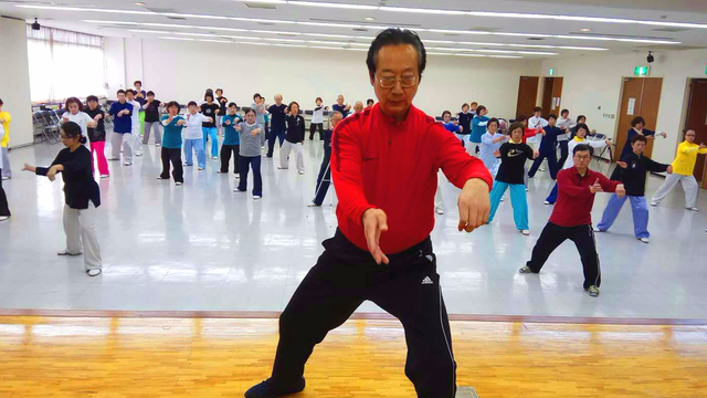 太极名家潘厚成接力冯公海外传播混元太极