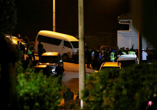 马来西亚警方从纳吉布豪宅搜出总值16亿元的现款、金条、名表